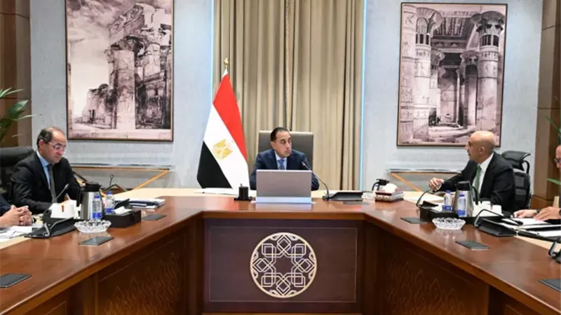 مدبولي يكلف بتحويل 250 مدرسة إلى نموذج دولي يوفر خريجين جاهزين لسوق العمل