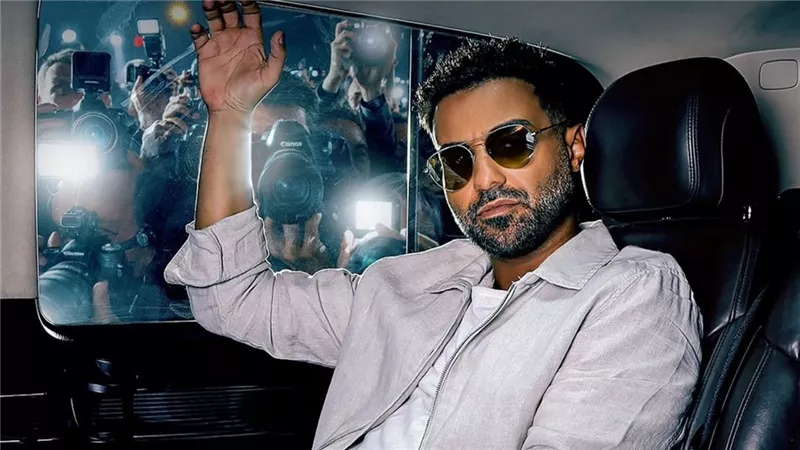 «نجم الموسم» أحمد فهمي يستقر على اسم مسلسله الجديد في رمضان 2027